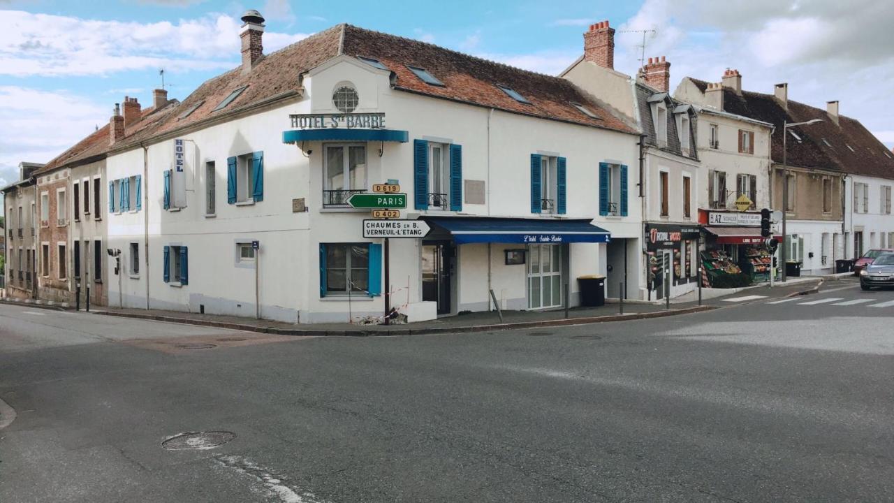 Hotel Sainte-Barbe Guignes-Rabutin Exteriör bild